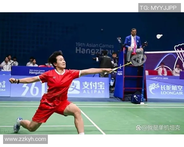 南京羽毛球队中路突破战术解析与实战应用探讨