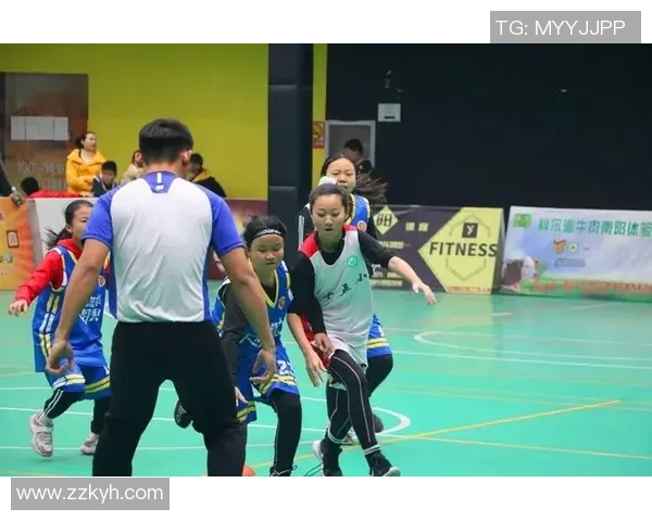 张静专访:从羽毛球新星到冠军之路的心路历程回顾